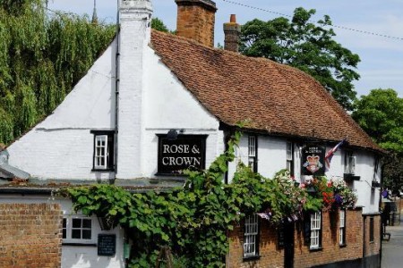 Rose & Crown Sandridge Virtual Tour | Striking Places Photography