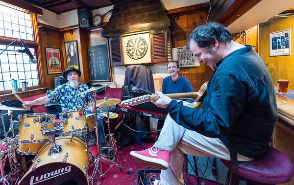 Hammond Organ Trio MOJO'd | Striking Places Music Performance Photography